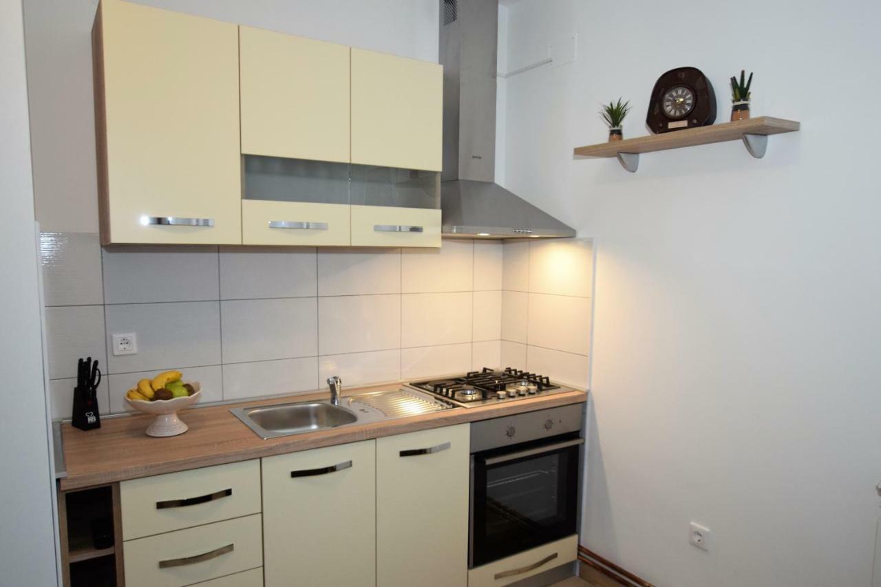 Privatni Smjestaj Most Otocac Ngoại thất bức ảnh